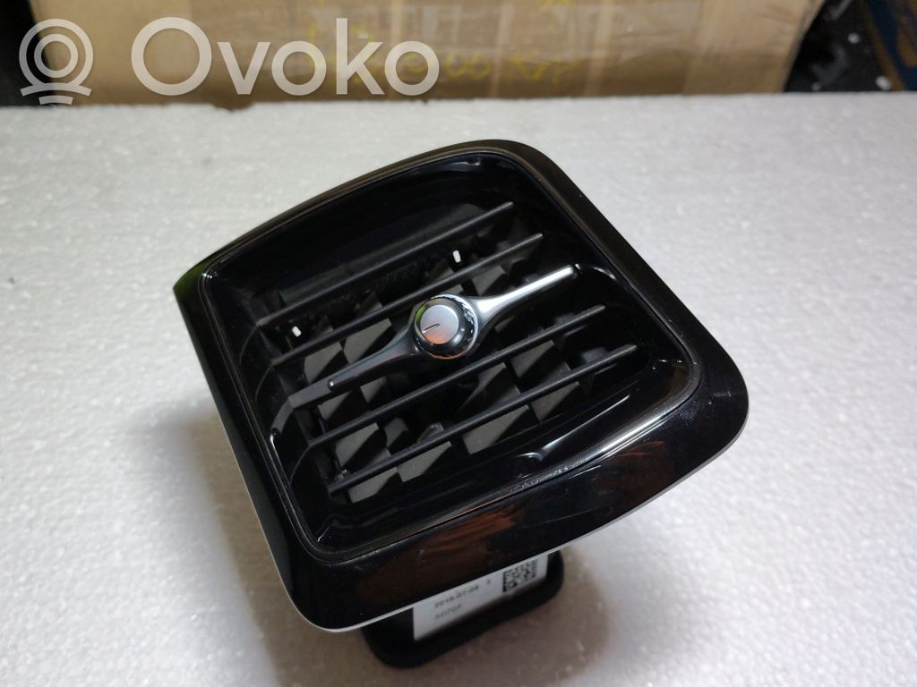 Volvo XC60 Grilă ventilație/ramă laterală bord 