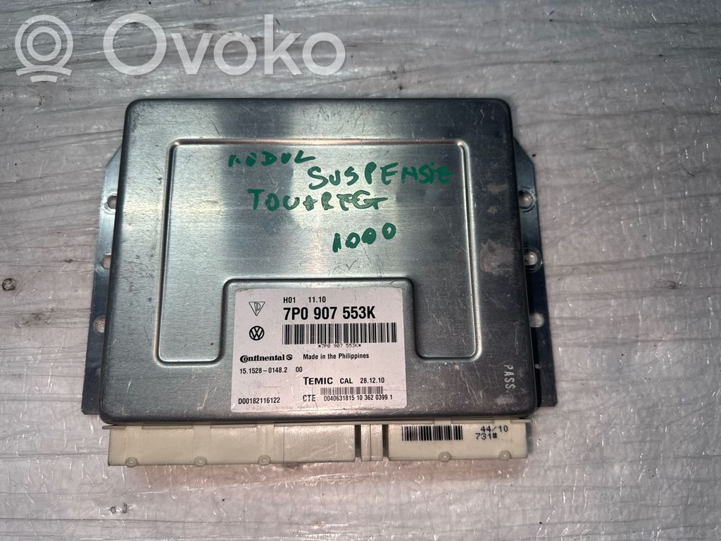 Volkswagen Touareg II Air suspension control unit module (rear) 