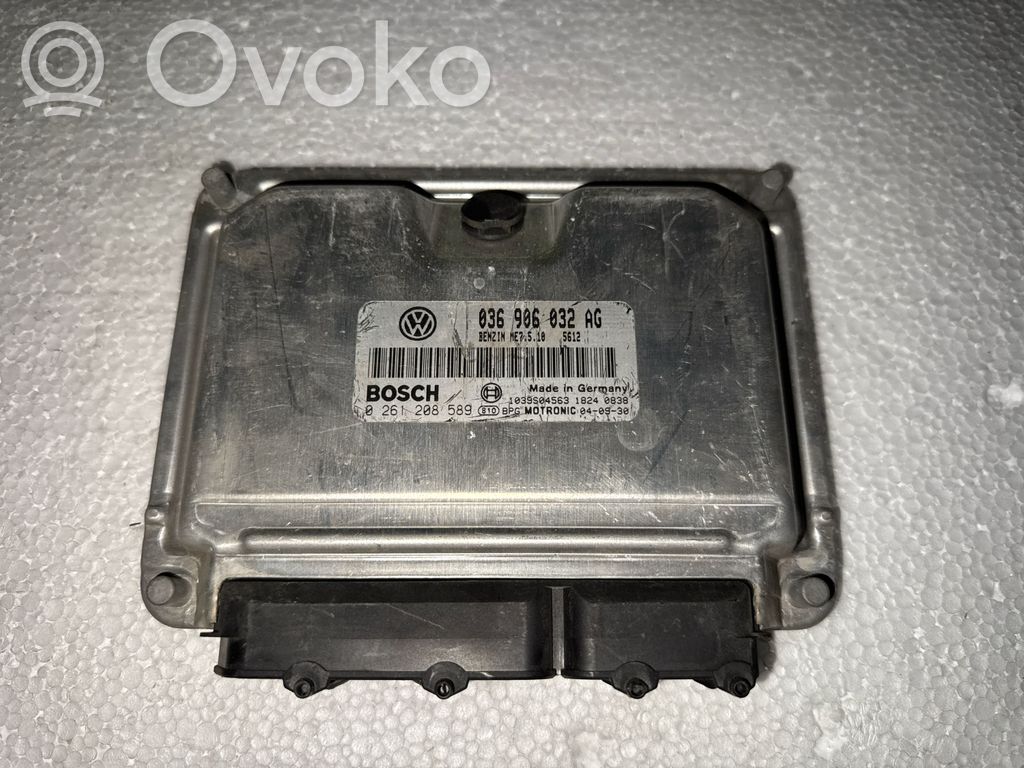 Volkswagen Golf V Engine control unit/module 