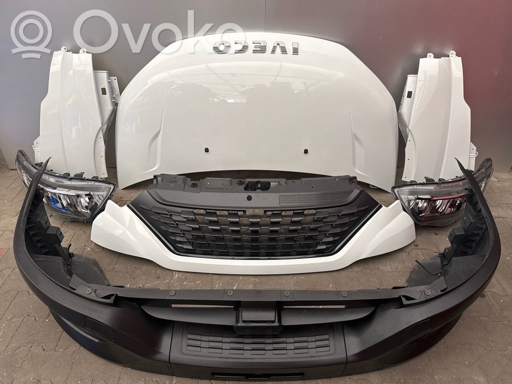 Iveco Daily 6th gen Front piece kit 