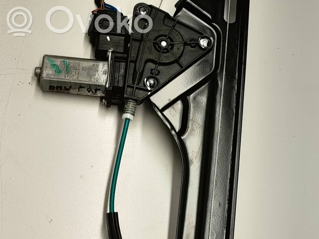 Elektryczny podnośnik szyby drzwi bocznych / przesuwnych   13262410,37341000,7463484