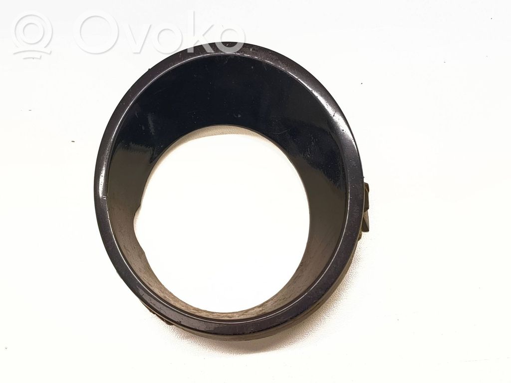 Etusumuvalon ritilä   8403074