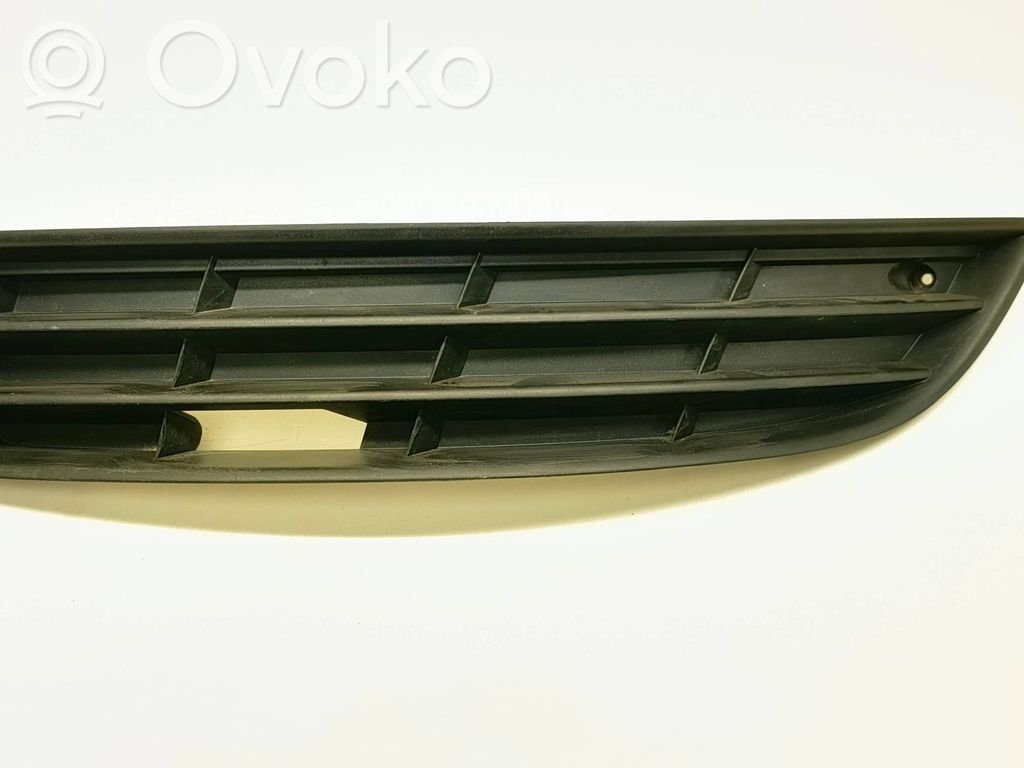 Kratka dolna zderzaka przedniego   3C0853665