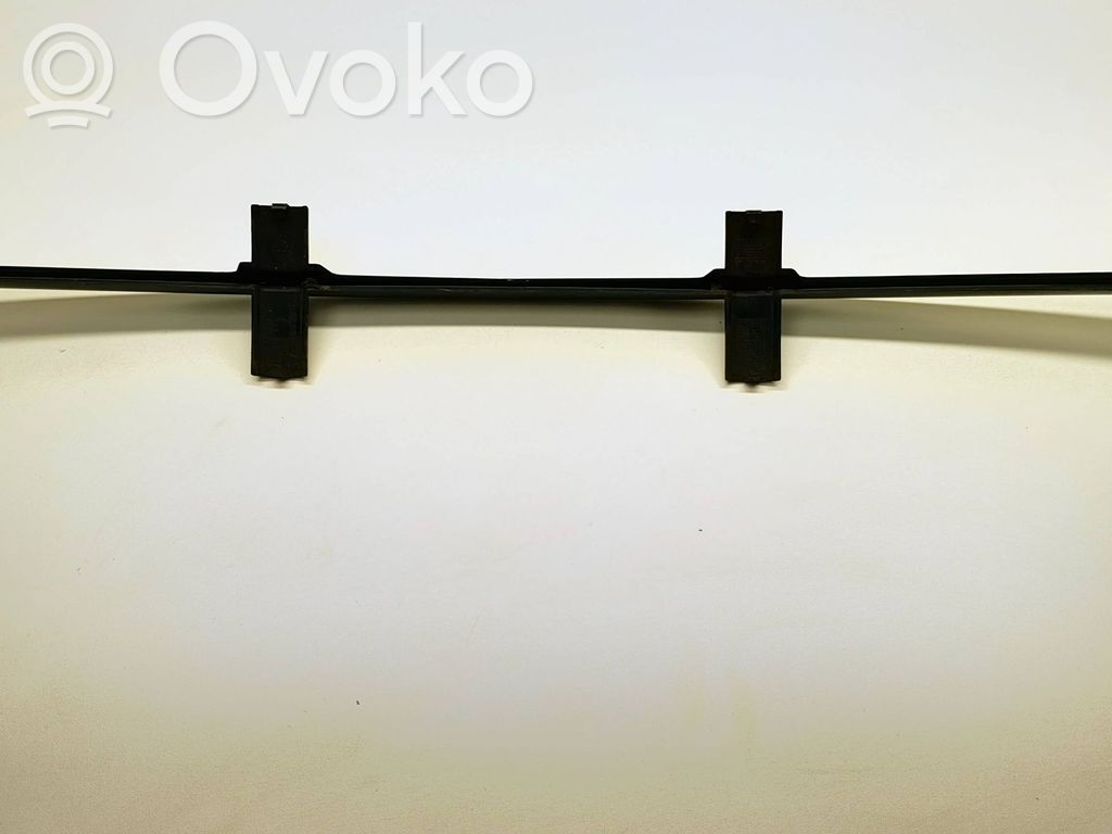 BMW 7 E65 E66 Front bumper lower grill 