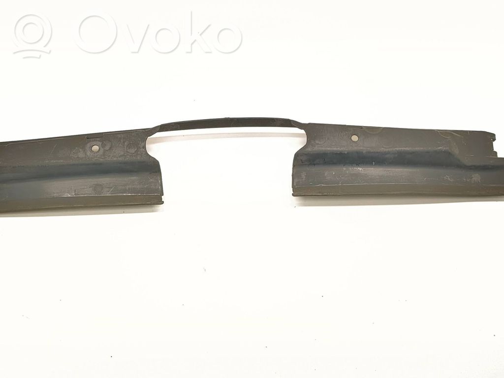 BMW 5 E60 E61 Kühlerverkleidung 