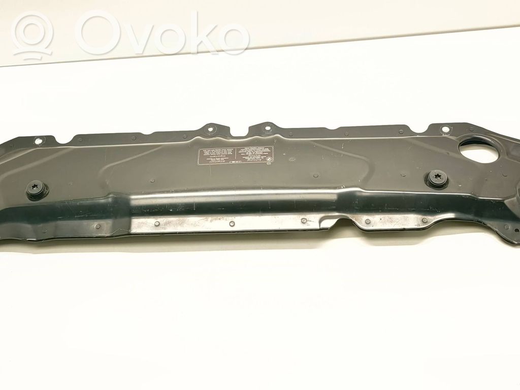 BMW 5 E60 E61 Radiatoru panelis 