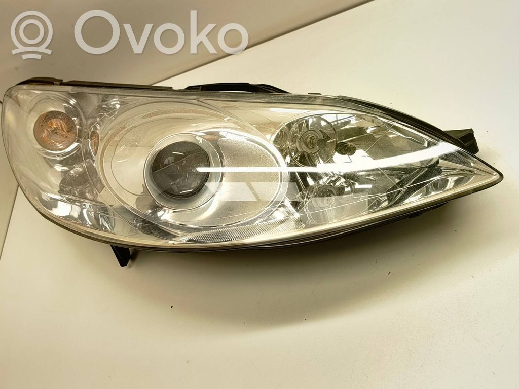 Peugeot 407 Phare frontale 