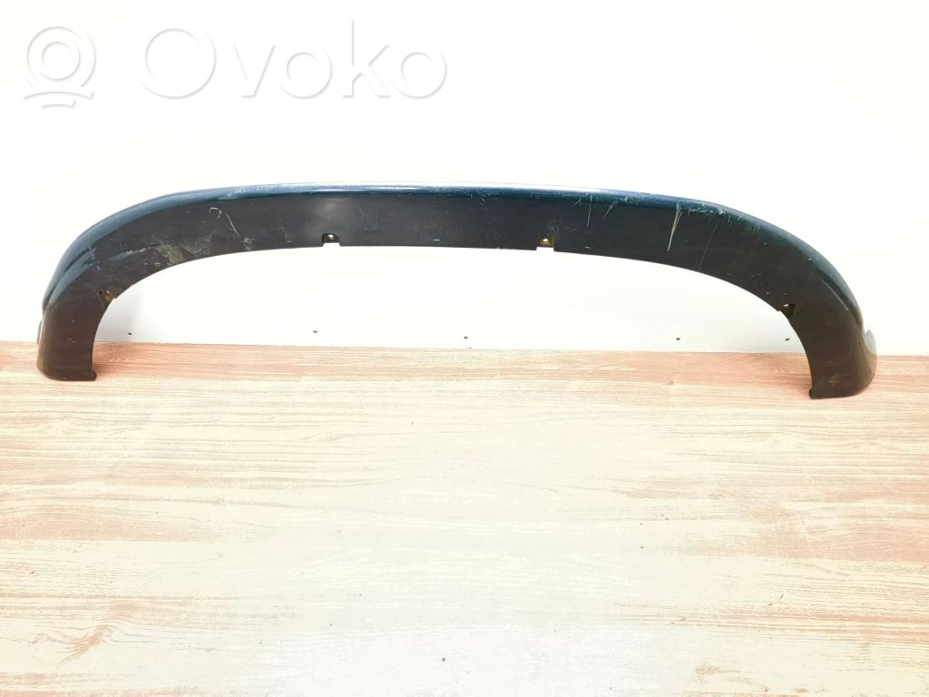 Volvo S40 Borde del parachoques delantero 