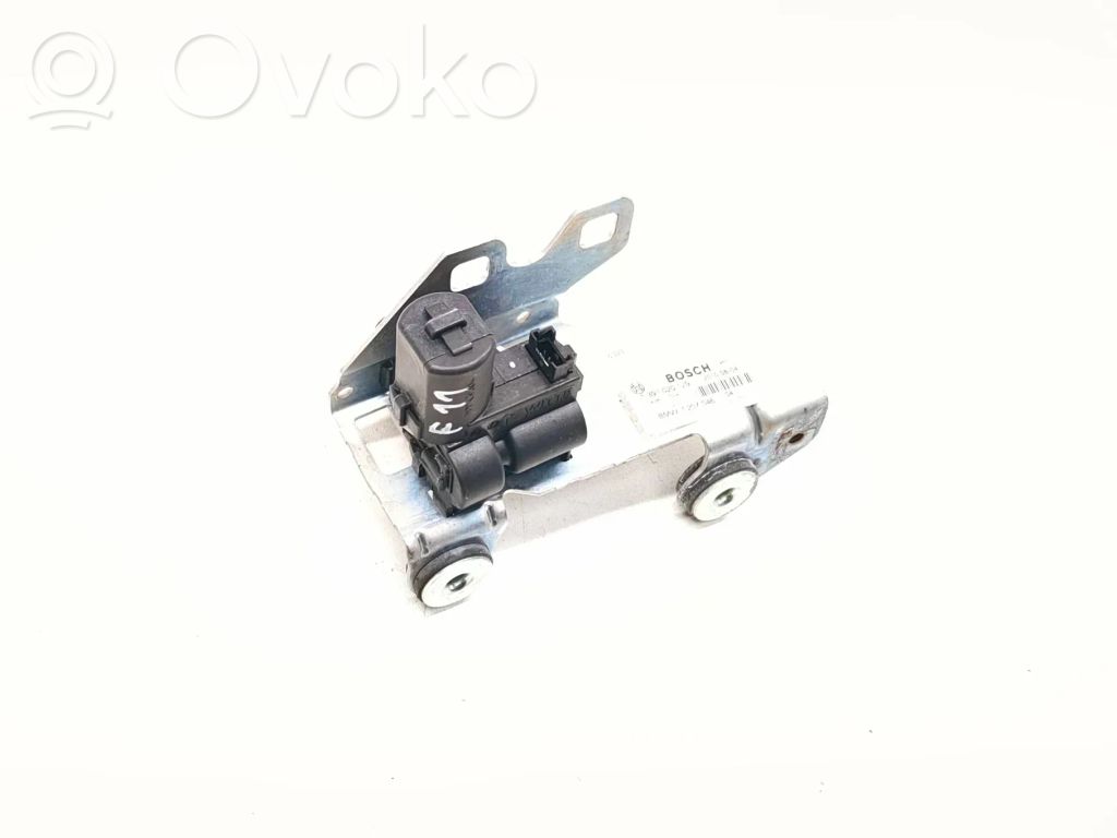 BMW 5 F10 F11 Tailgate window lock/catch/latch 