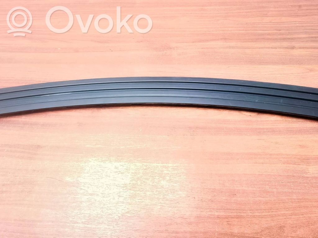 Jeep Grand Cherokee Rear bumper trim bar molding 