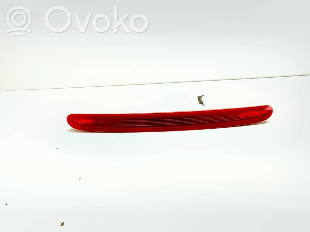 Opel Astra J Takaluukun takavalot 