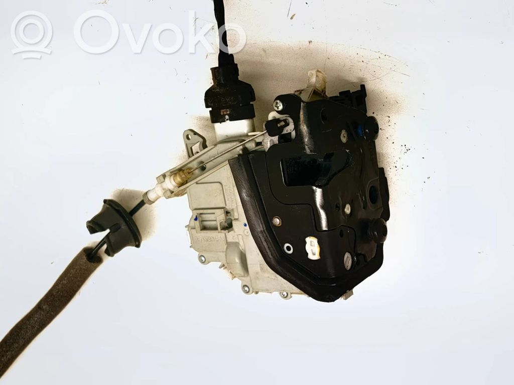 Audi A6 C7 Front door lock 