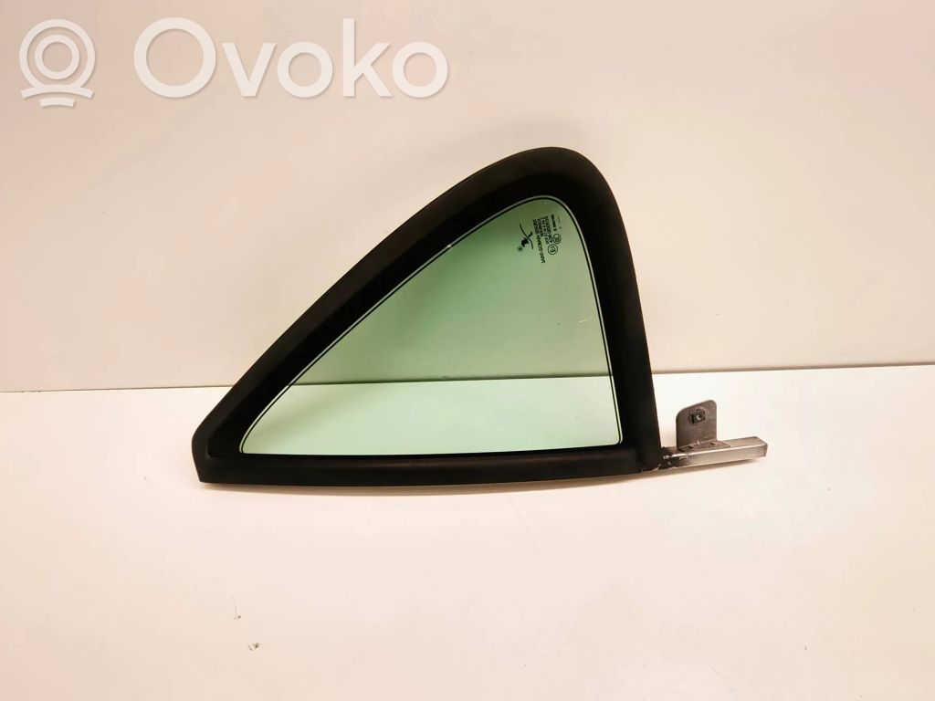Saab 9-5 Rear vent window glass 