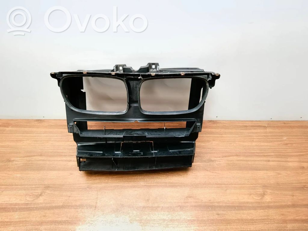 BMW X3 F25 Wlot / Kanał powietrza intercoolera 