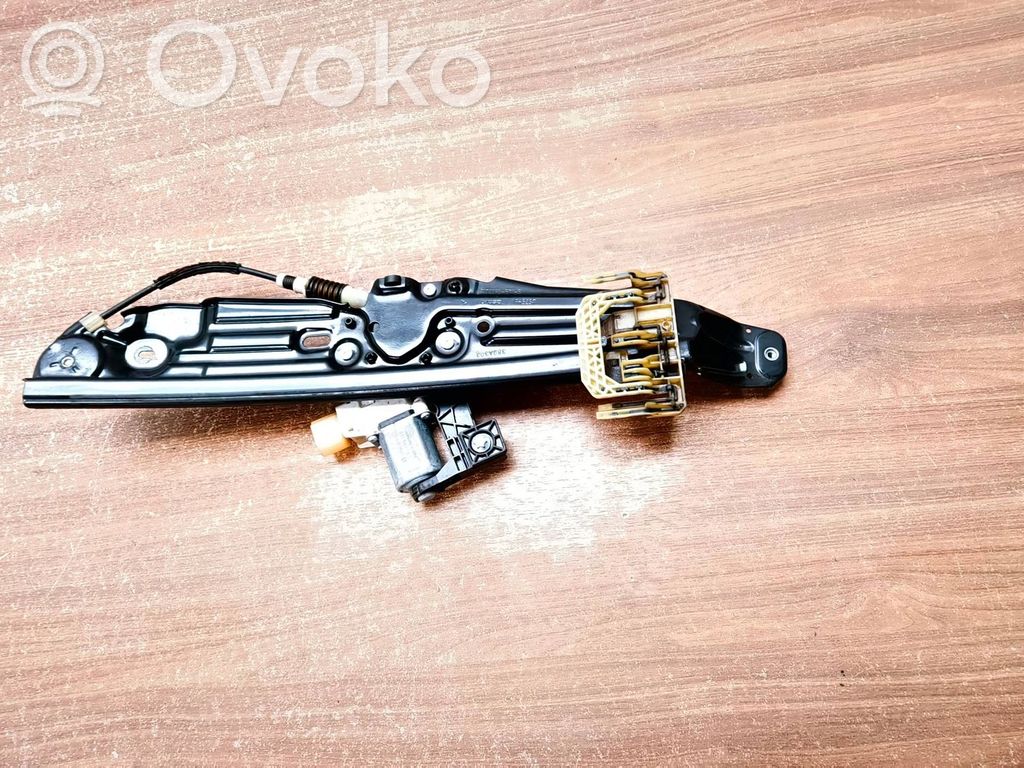 BMW 7 F01 F02 F03 F04 Elektryczny podnośnik szyby drzwi tylnych 