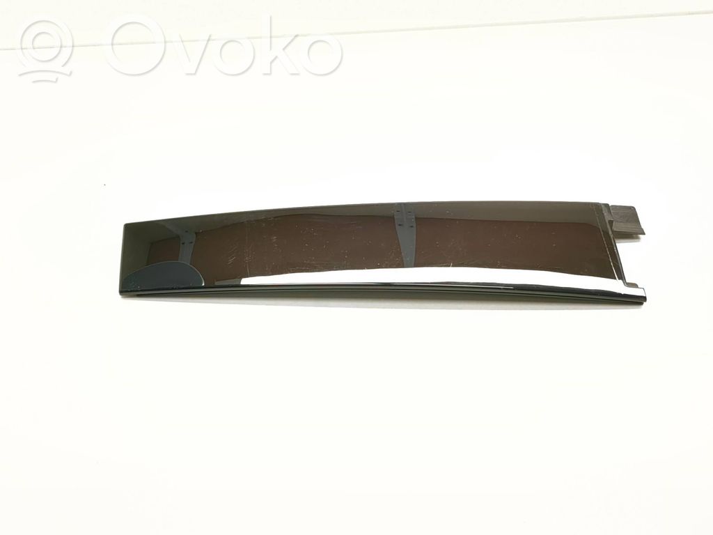 Ford Focus Listwa / Uszczelka szyby drzwi tylnych 