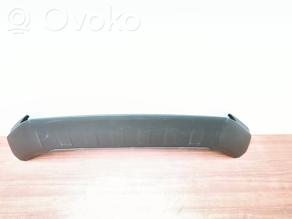 Skoda Karoq Etupuskurin reuna 