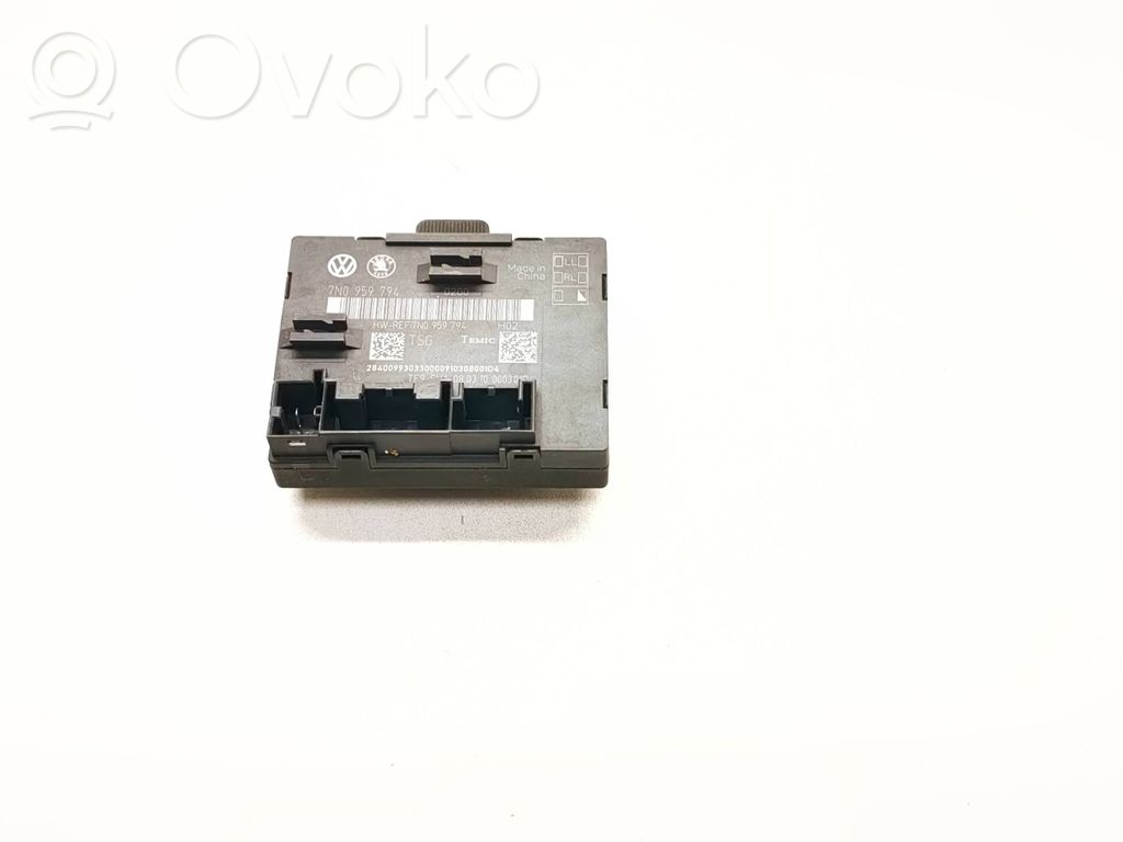 Skoda Superb B6 (3T) Door control unit/module 