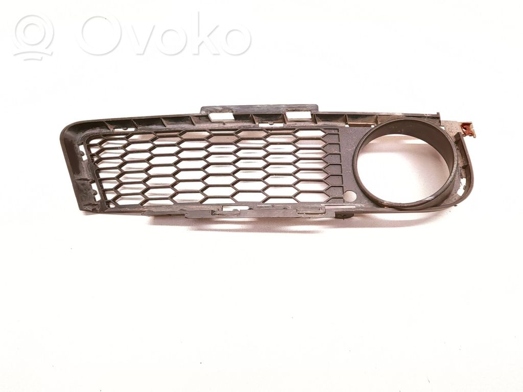 BMW 3 E90 E91 Front fog light trim/grill 