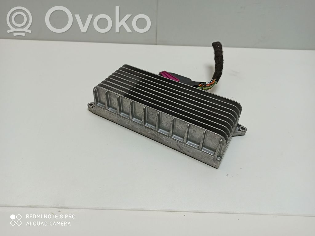 Vahvistin   8T0035223AB
