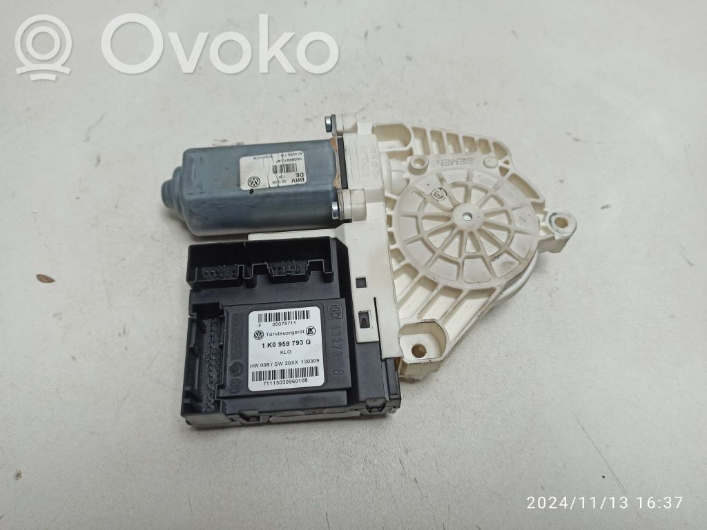 Volkswagen Golf VI Silnik regulatora szyby drzwi przednich 