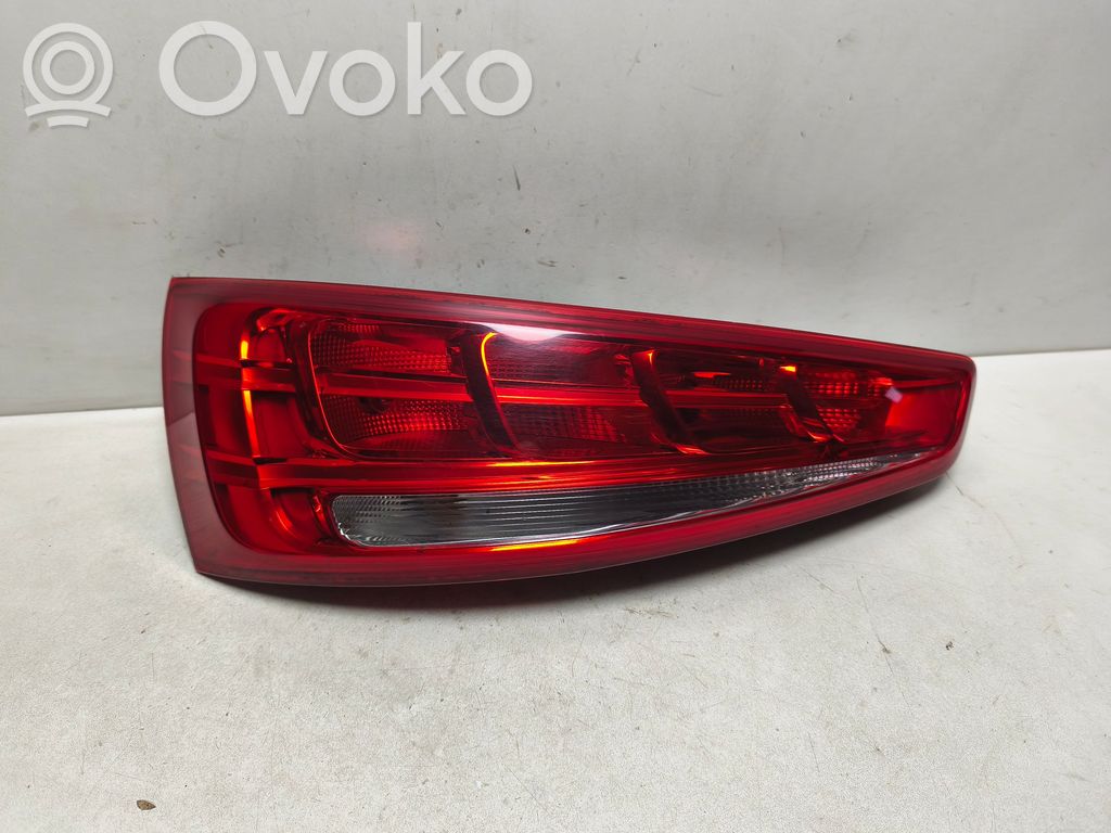 Audi Q3 8U Tailgate rear/tail lights 