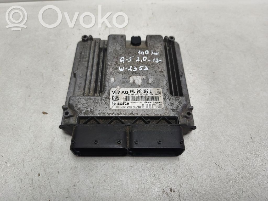 Audi A5 Engine control unit/module 