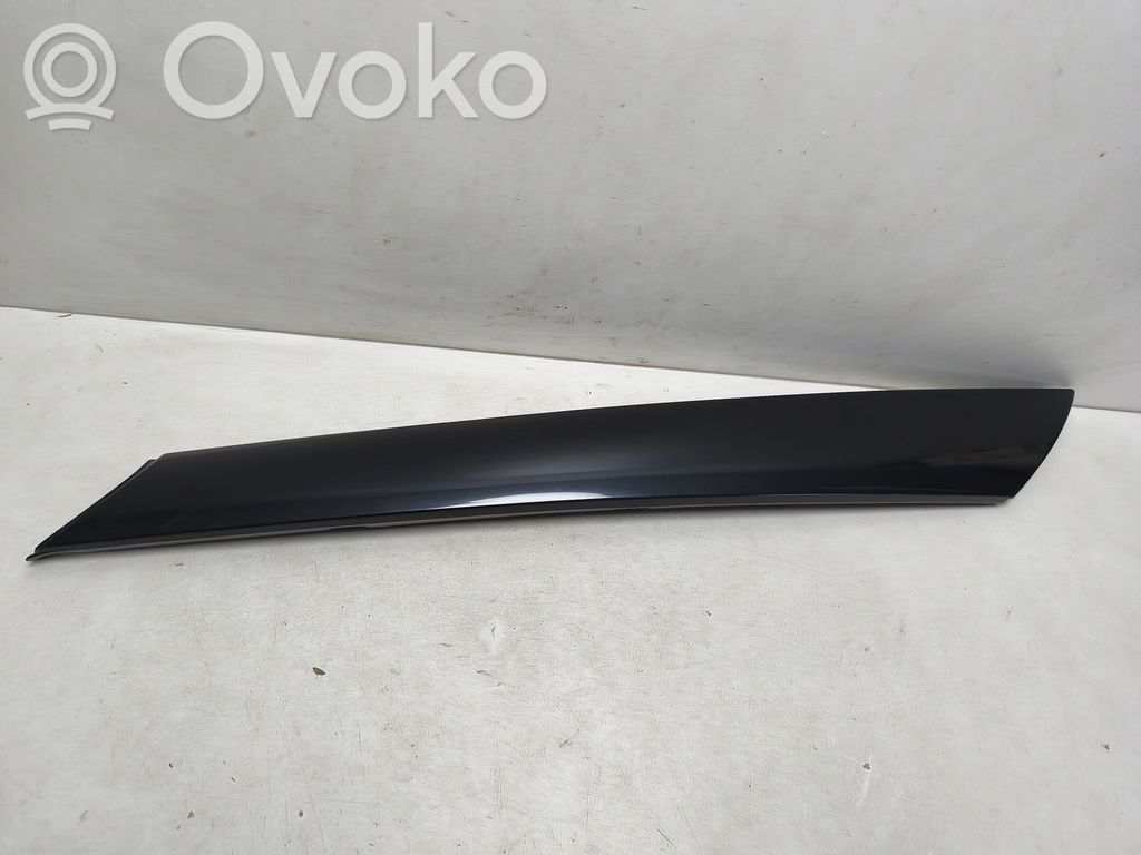 Windshield trim   5L0853264