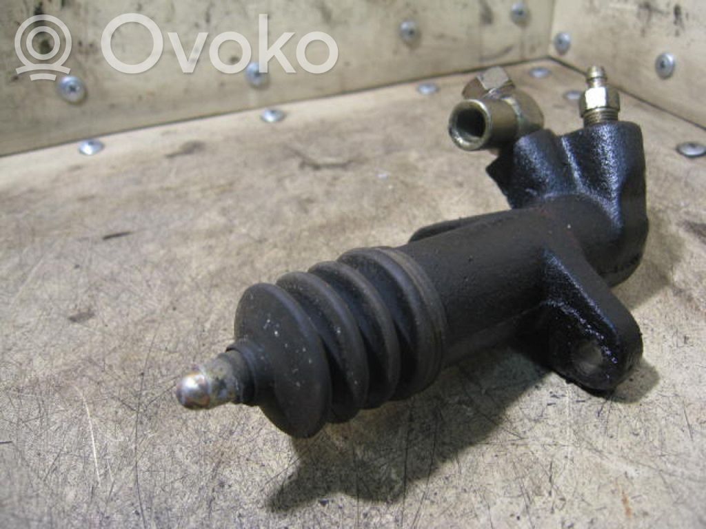 Volvo S40, V40 Siłownik sprzęgła / Wysprzęglik 