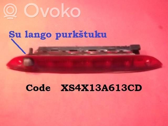 Ford Focus Third/center stoplight 