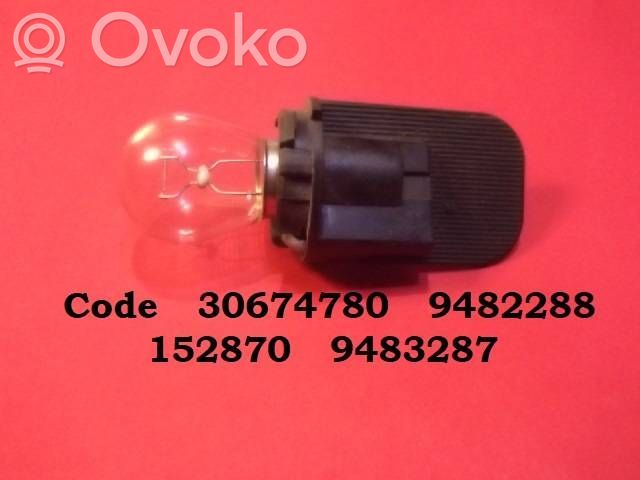 Volvo V70 Tail light bulb cover holder 