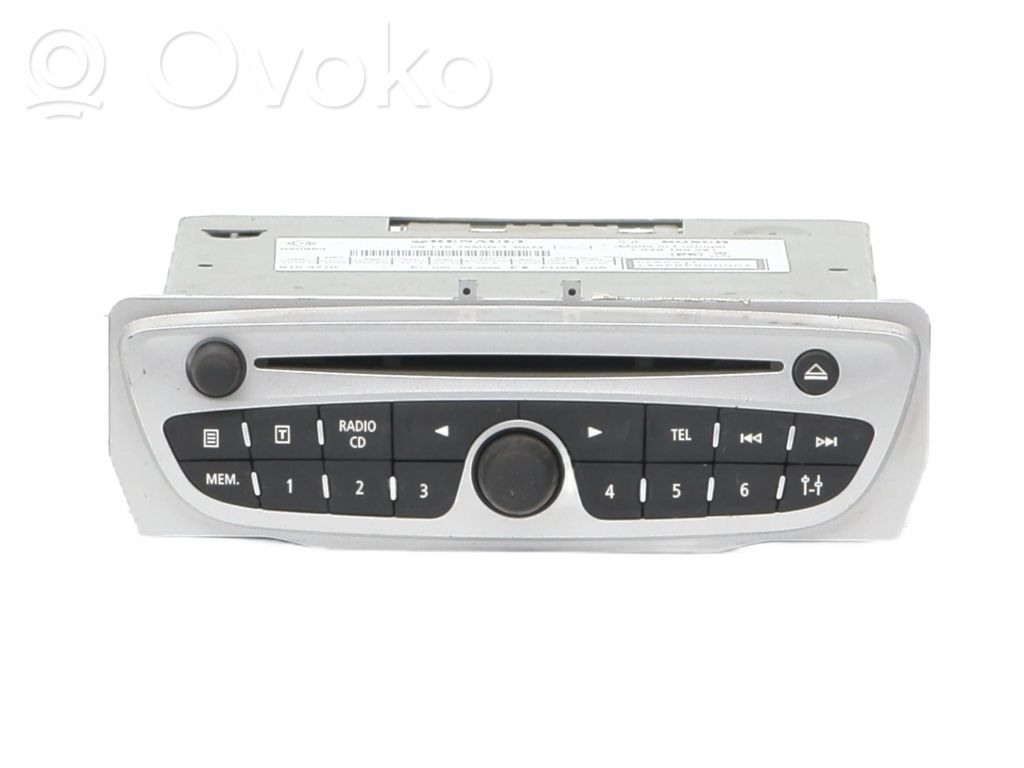 Renault Megane III Panel / Radioodtwarzacz CD/DVD/GPS 
