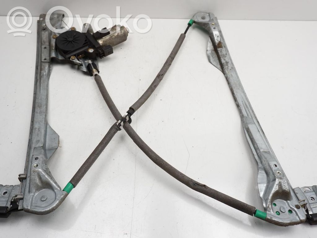 Ford Focus Elektryczny podnośnik szyby drzwi przednich 