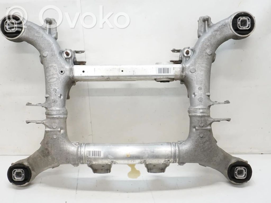 BMW 5 F10 F11 Rama pomocnicza tylna 