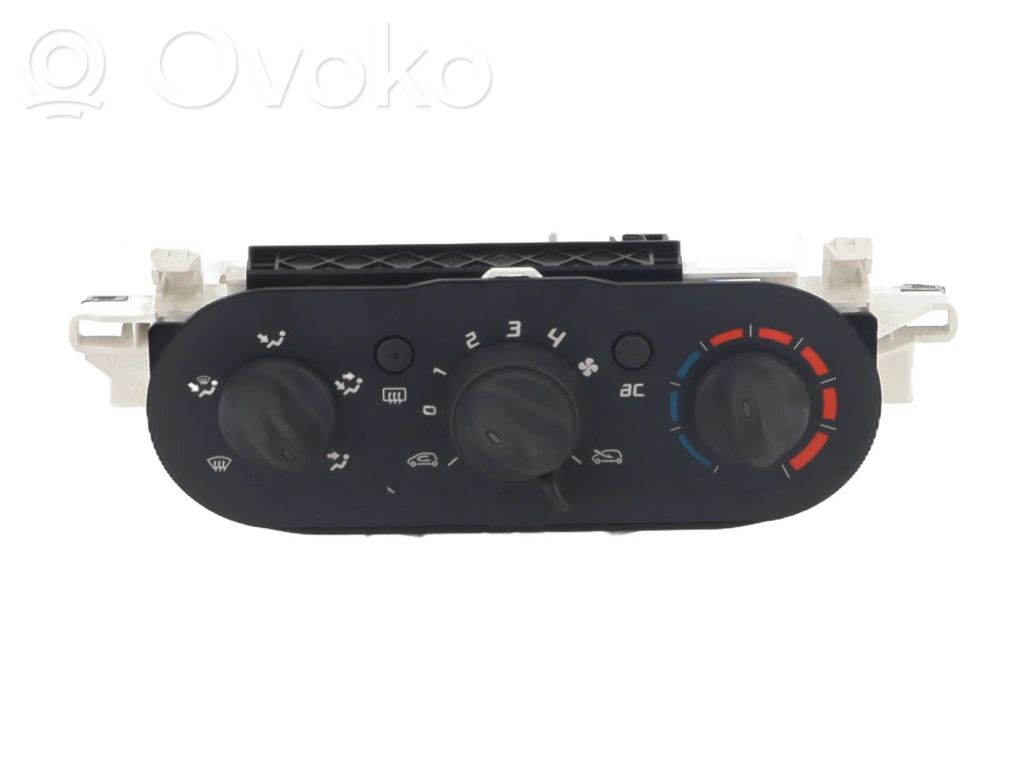 Renault Twingo II Climate control unit 