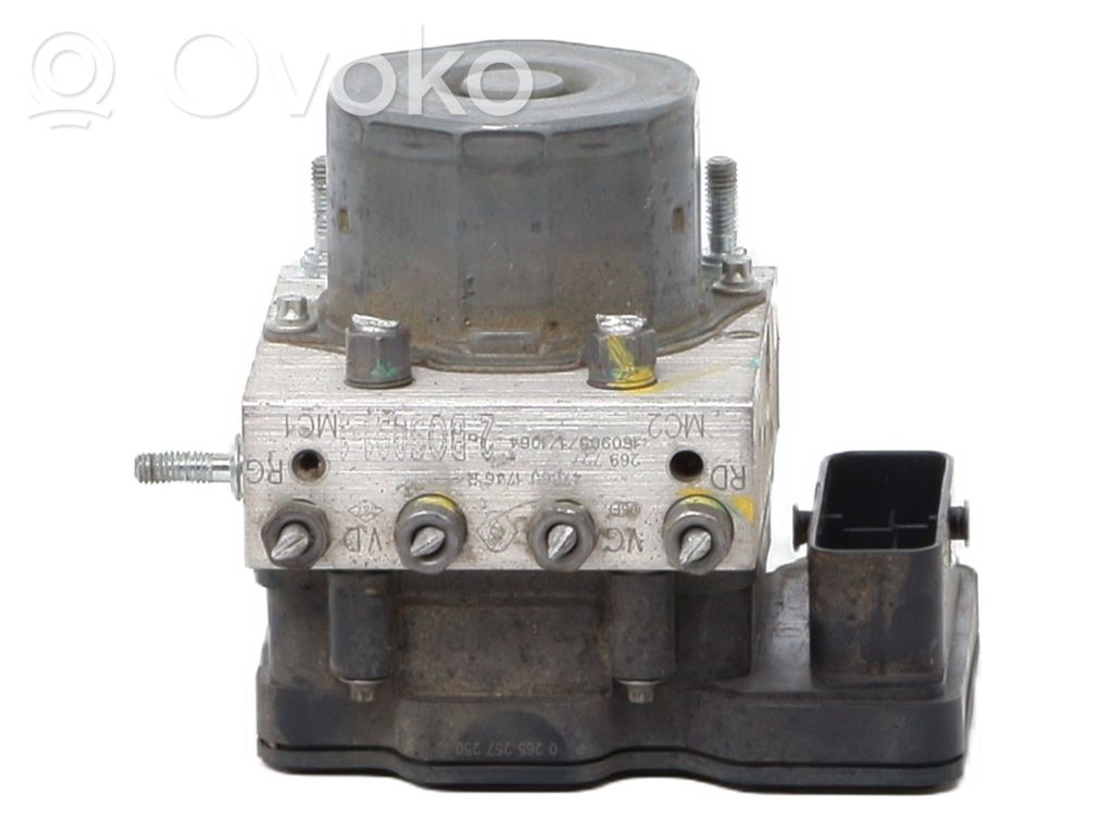 Dacia Duster ABS bloks 