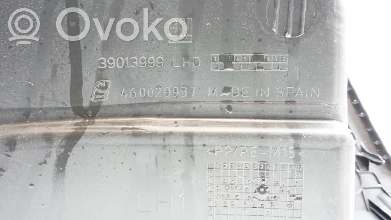 Opel Corsa E Daiktadėžės (bordačioko) komplektas 