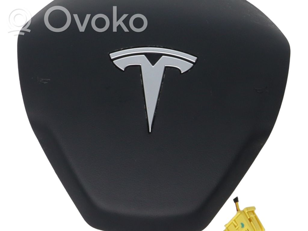 Tesla Model Y Airbag volan 