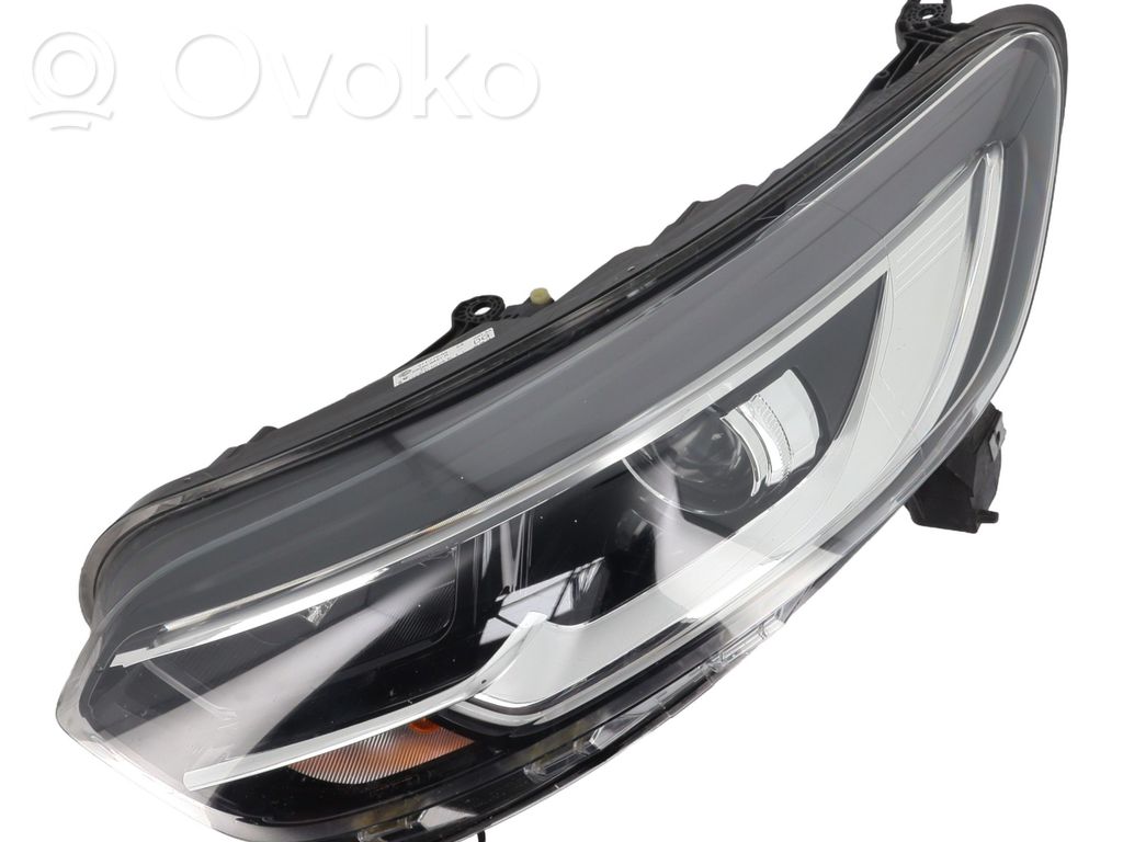 Renault Kadjar Lampa przednia 