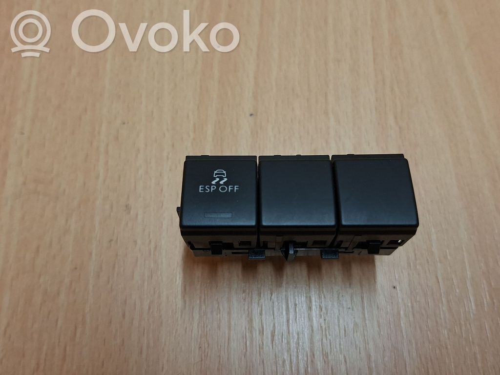Peugeot 508 ESP (stability program) switch 