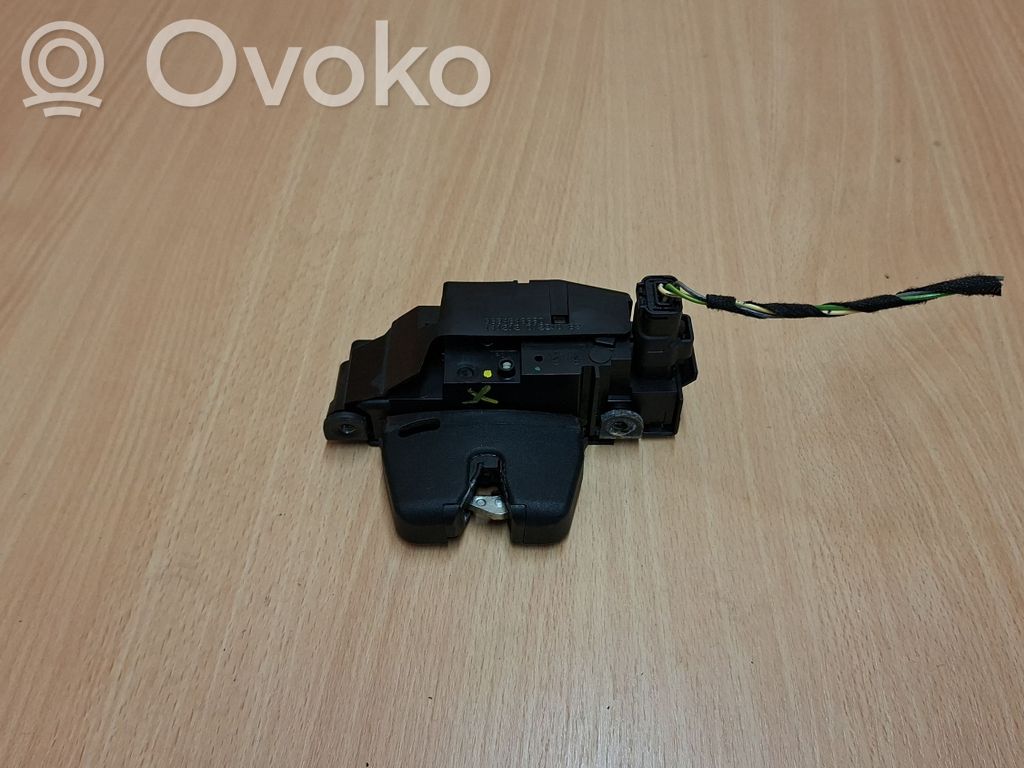Peugeot 508 Tailgate lock latch 