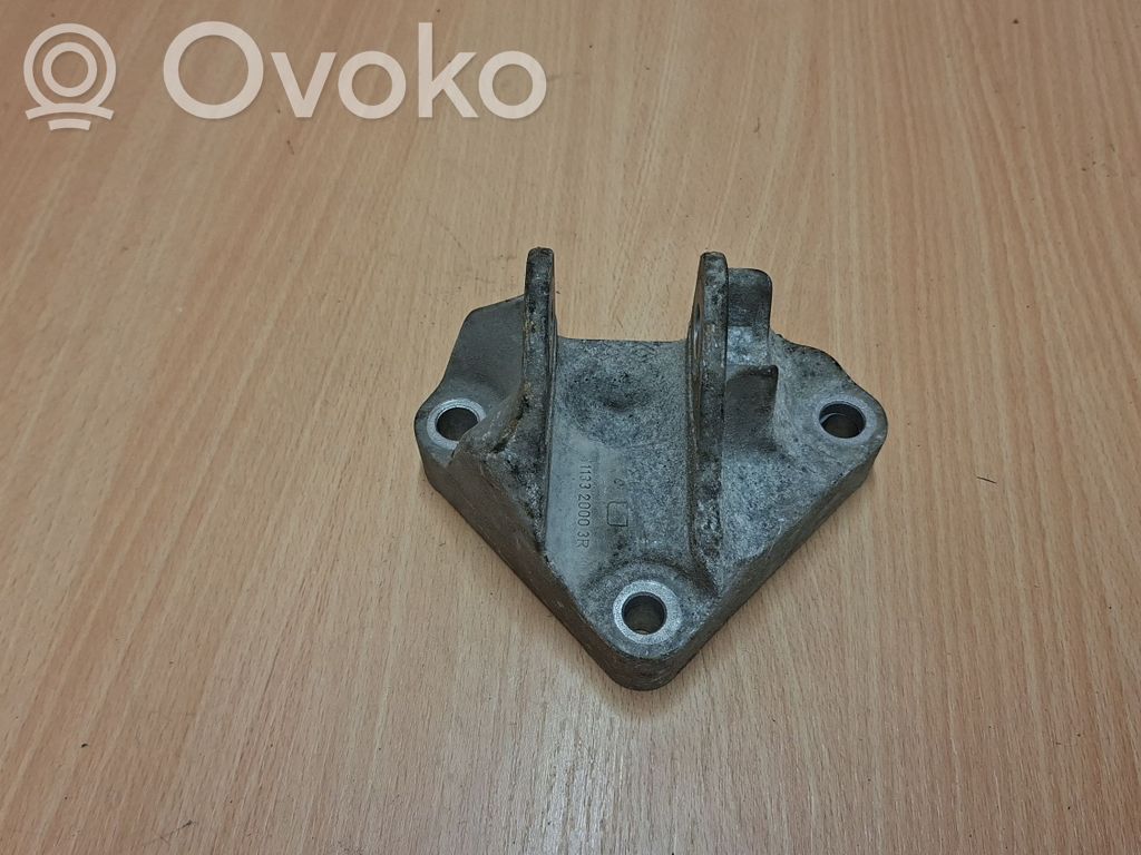 Renault Laguna III Gearbox mounting bracket 
