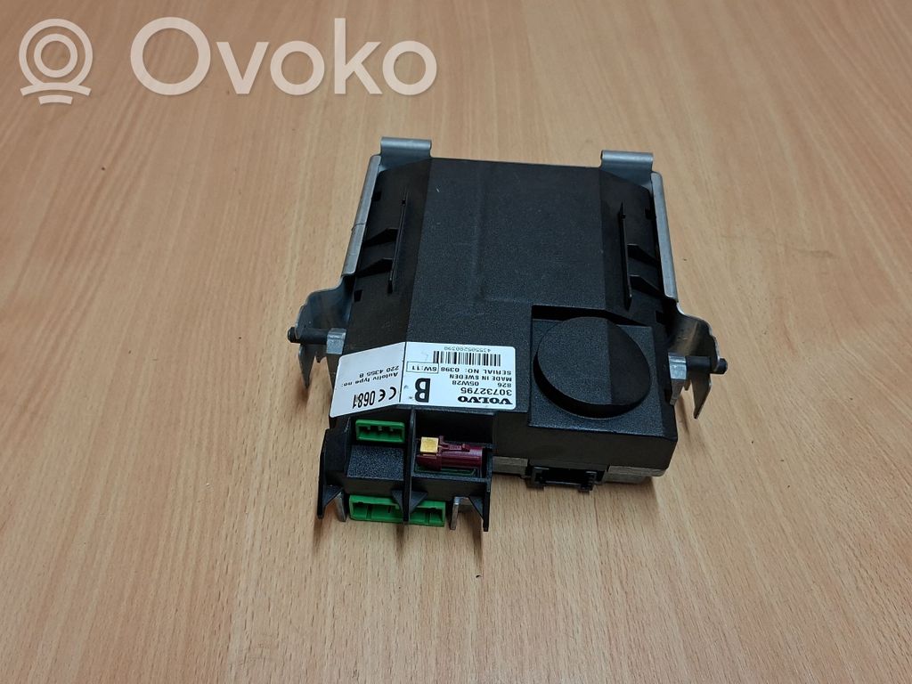 Volvo V50 Phone control unit/module 