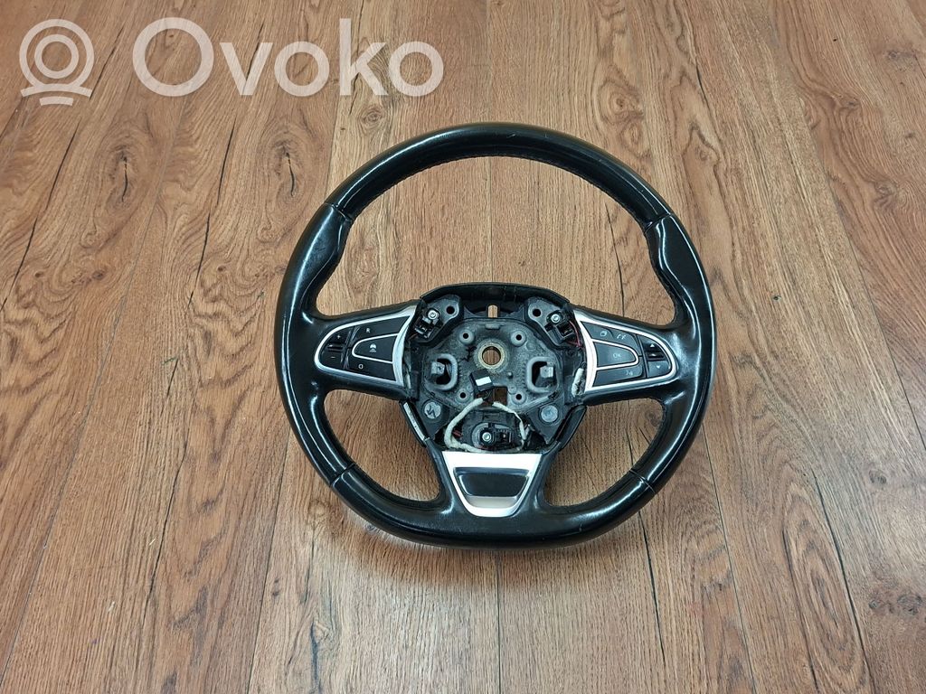 Renault Megane IV Ohjauspyörä 