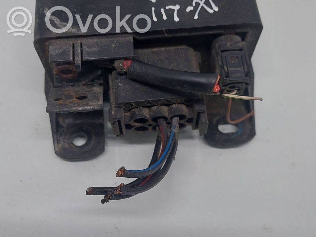 Przekaźnik / Modul układu ogrzewania wstępnego   PA60F30