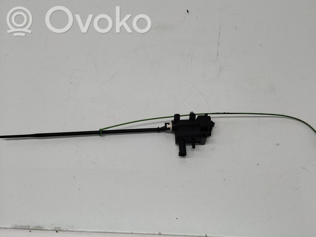 BMW X5 E70 Fuel tank cap lock motor 