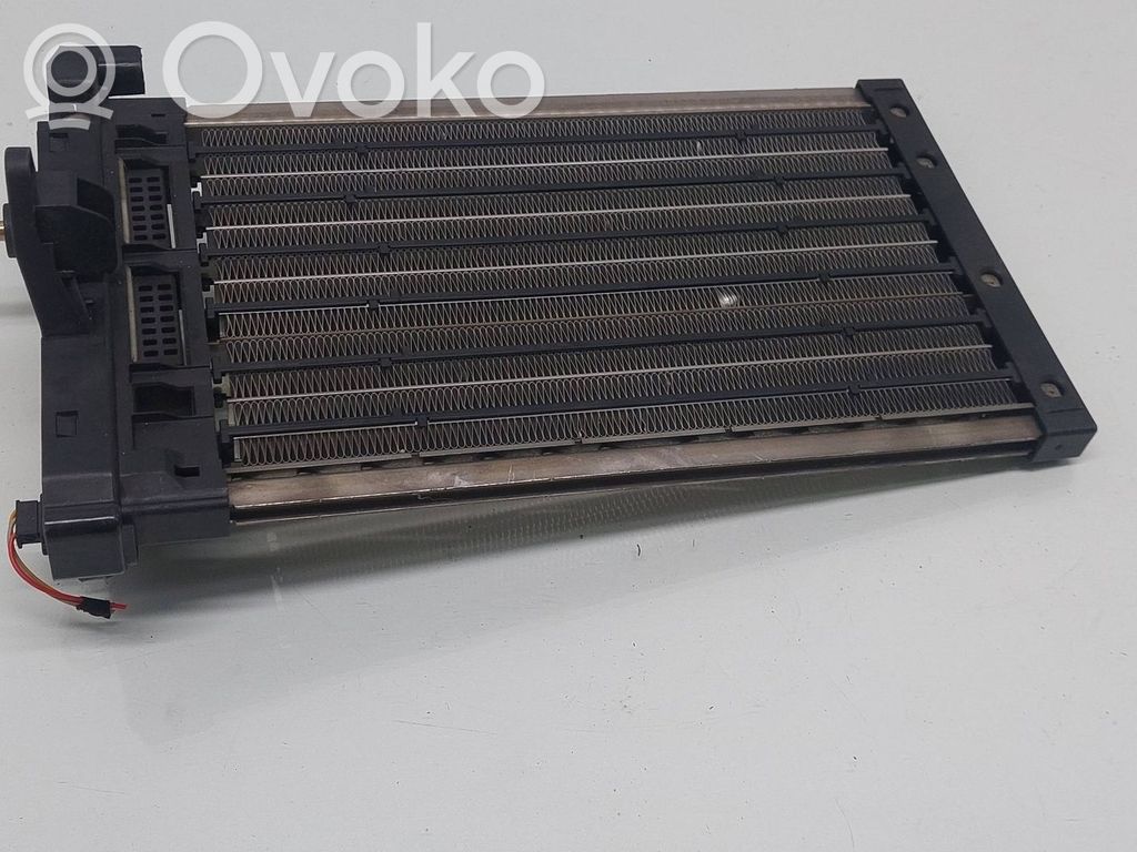BMW 1 E81 E87 Elektrinis salono pečiuko radiatorius 