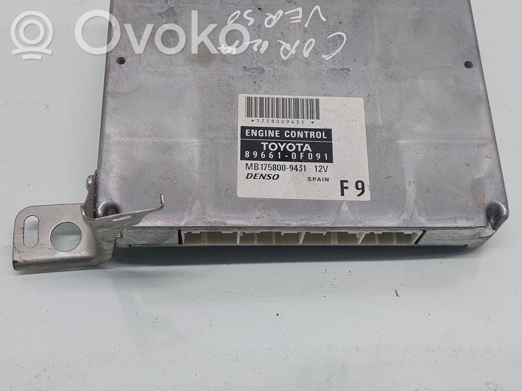 Toyota Corolla Verso AR10 Engine control unit/module 