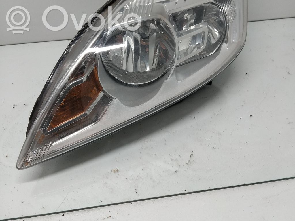 Ford Focus Headlight/headlamp 