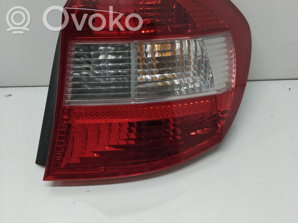 BMW 1 E81 E87 Galinis žibintas kėbule 